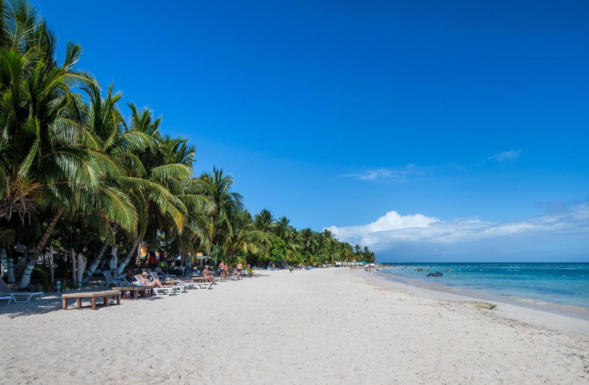 Hotel Reina Del Mar By Dorado San Andres  Exterior photo